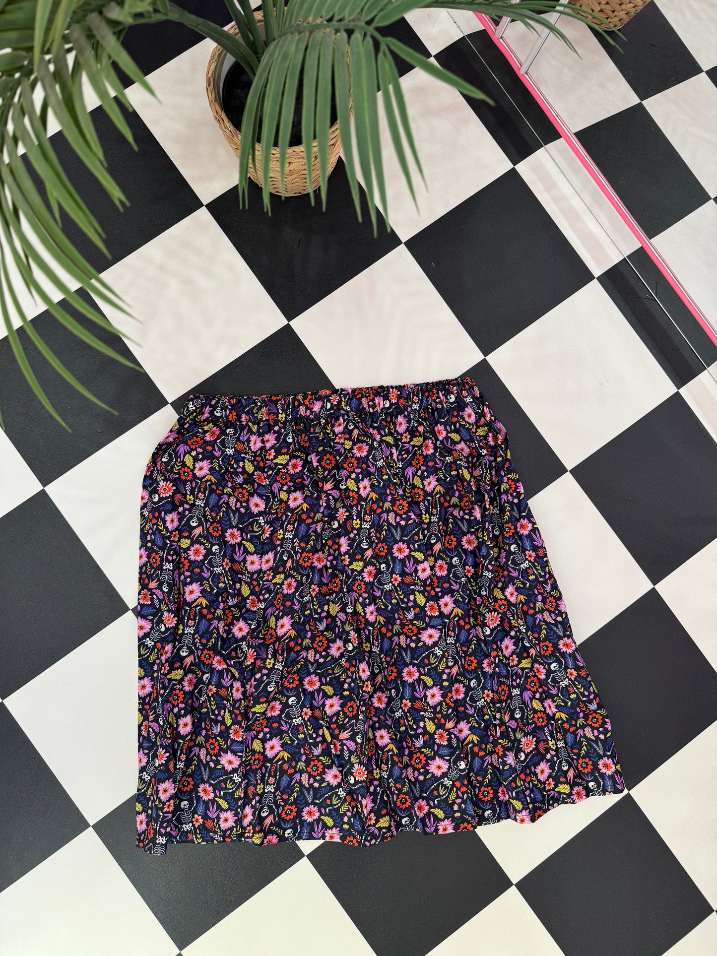 SAMPLE SALE - HALLOWEEN SKIRT (10)