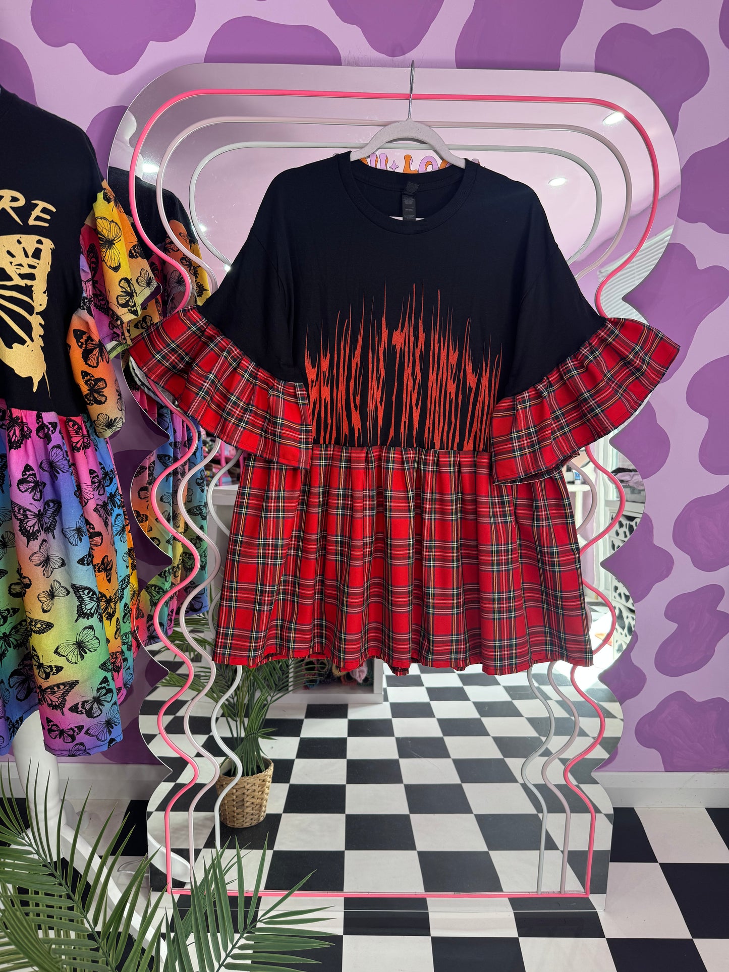 BMTH SMOCK (L)