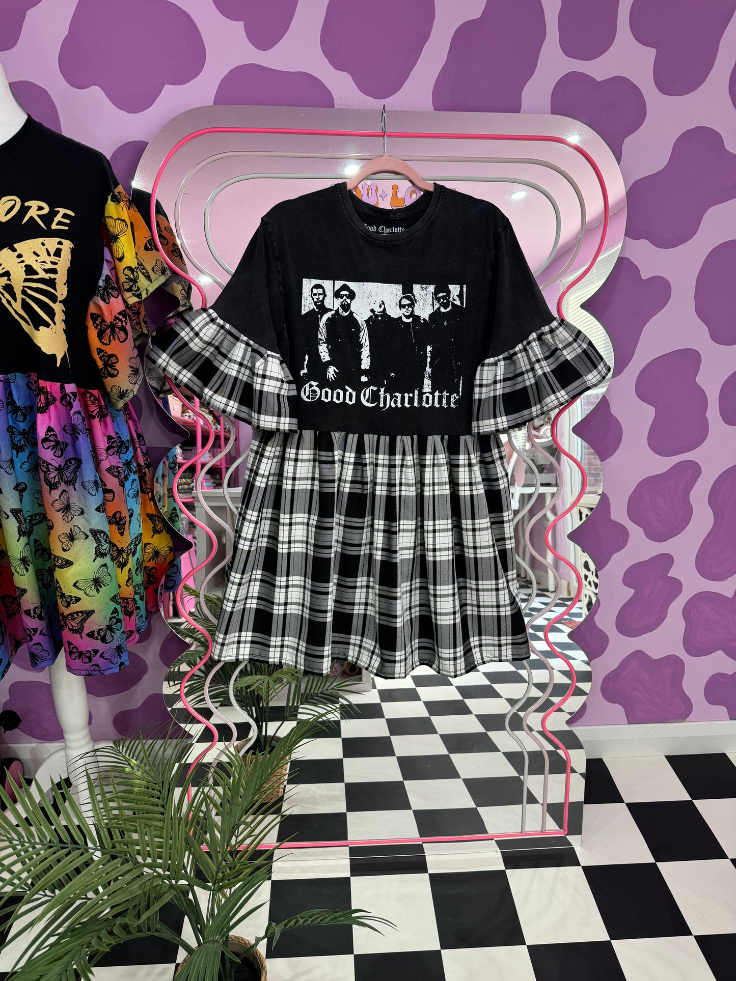 GOOD CHARLOTTE SMOCK (M)