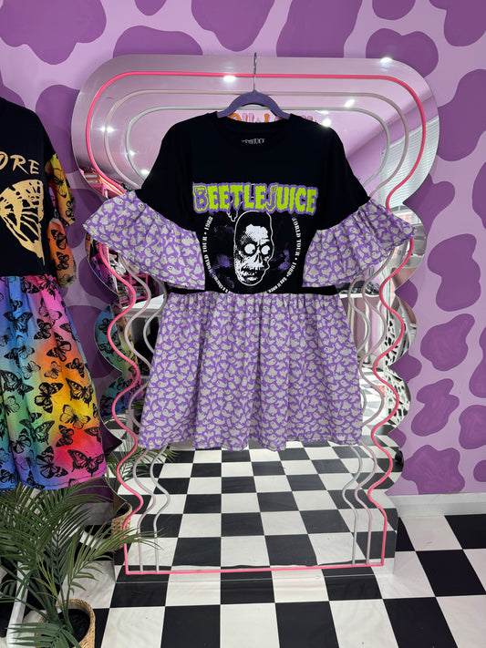 BEETLEJUICE SMOCK