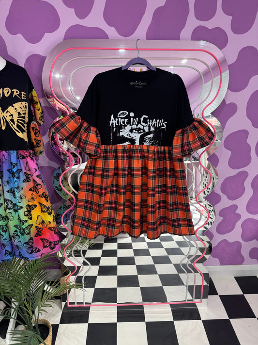 ALICE IN CHAINS SMOCK (M)