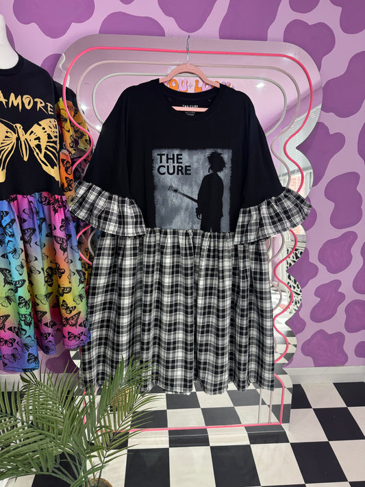 THE CURE SMOCK (4XL)