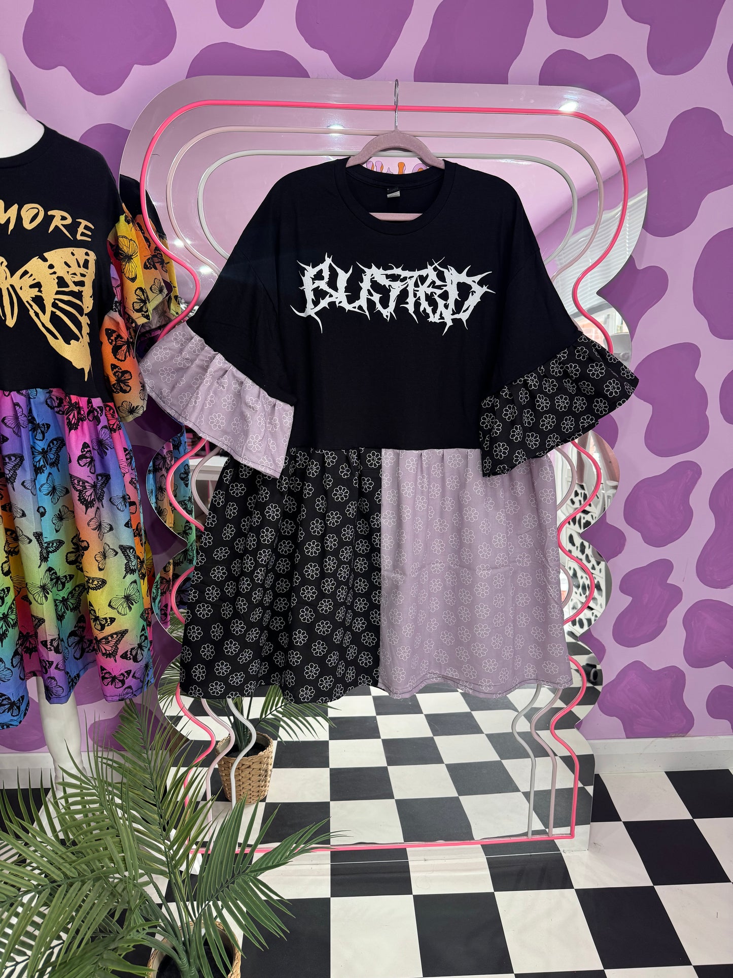 BUSTED SMOCK (XL)