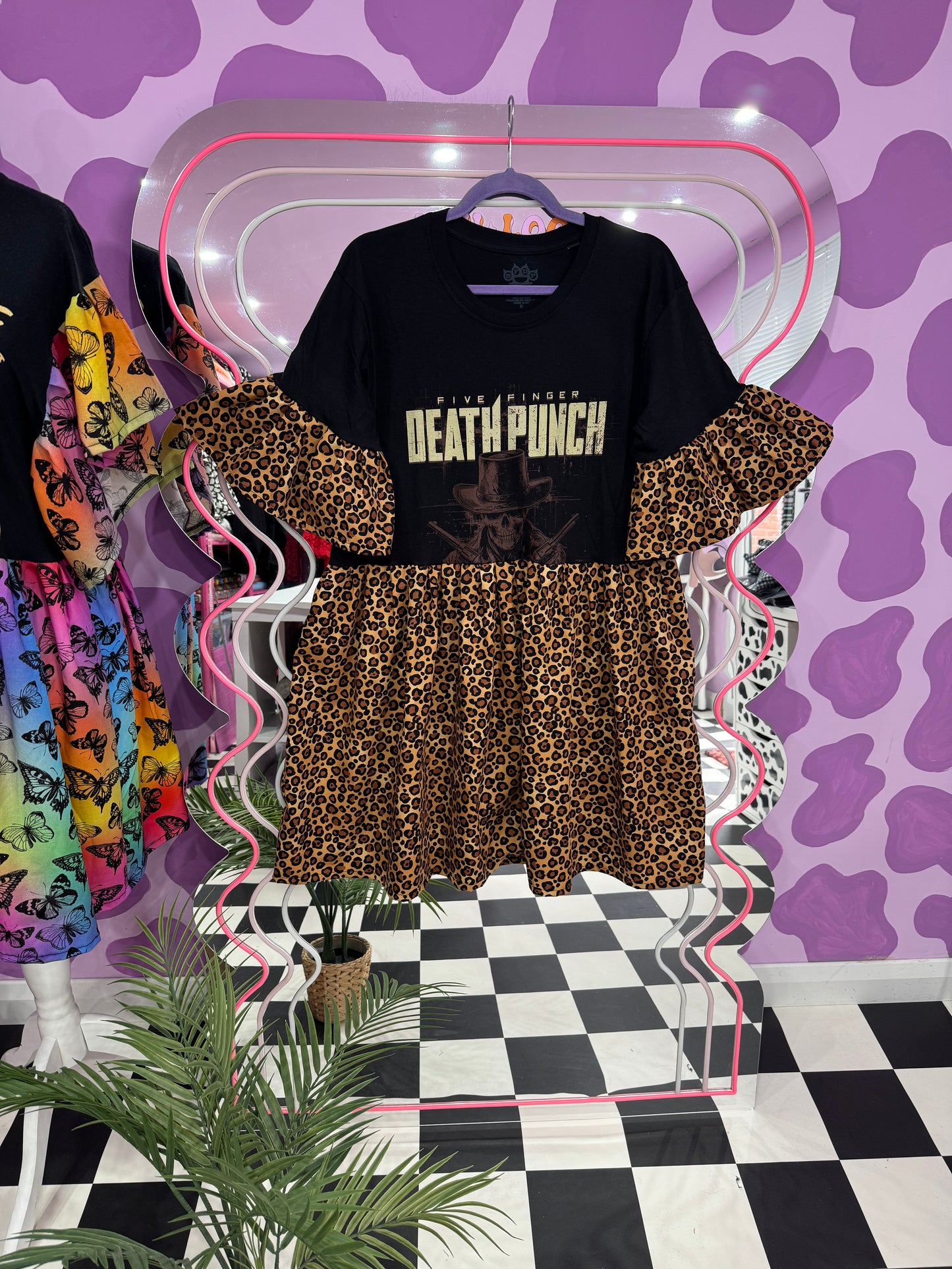 FIVE FINGER DEATH PUNCH LEOPARD SPOTS SMOCK (M)