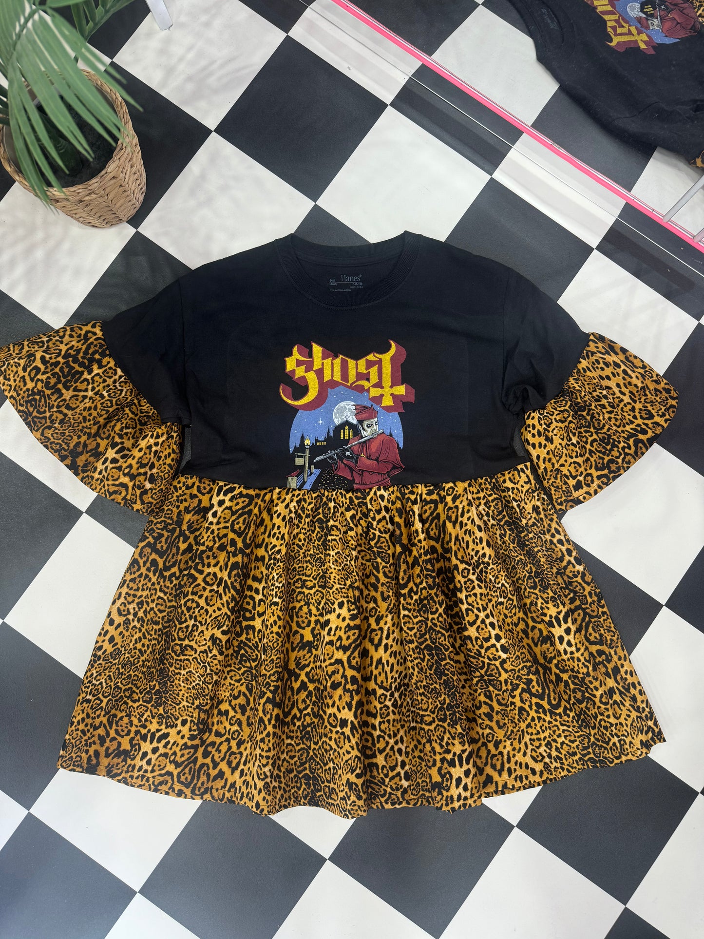 GHOST KIDS SMOCK (11-12)